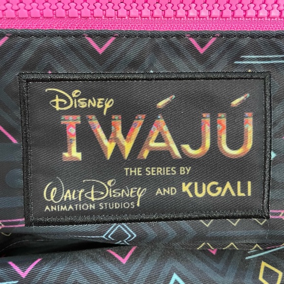 Iwaju Disney Kugali Series hip pack and t- shirt sixe XL or L NEW - Picture 8 of 13